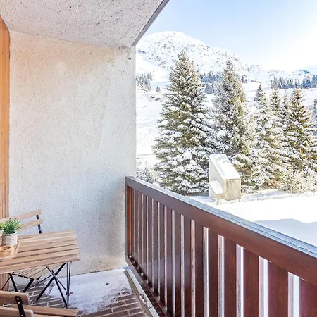 Direttamente sulle piste da sci, Piscina e sauna, Wi-Fi Appartamento San Bernardino