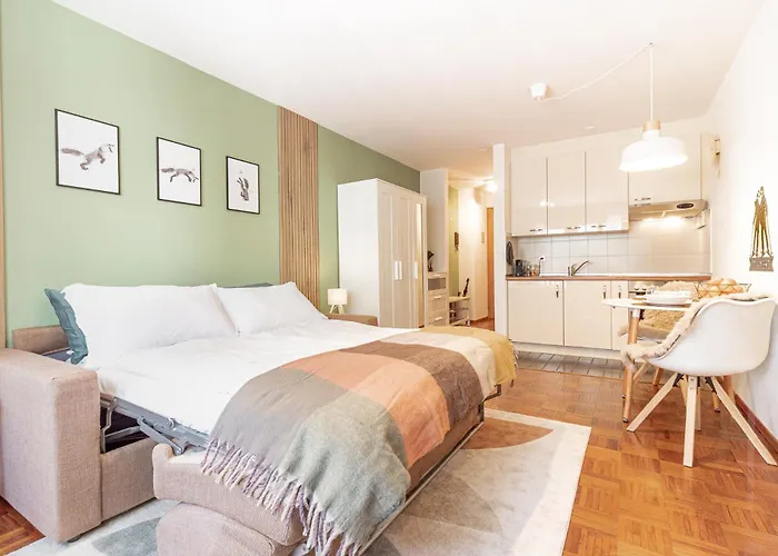 Apartment Direttamente Sulle Piste Da Sci, Piscina E Sauna, Wi-fi *